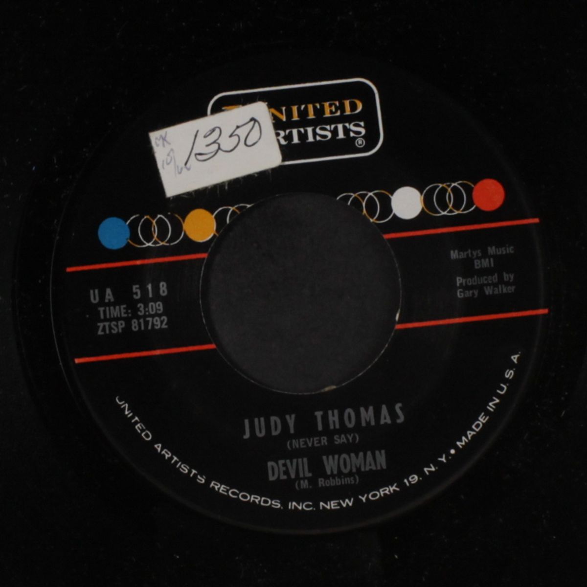 devil woman / the old heart mender by JUDY THOMAS
