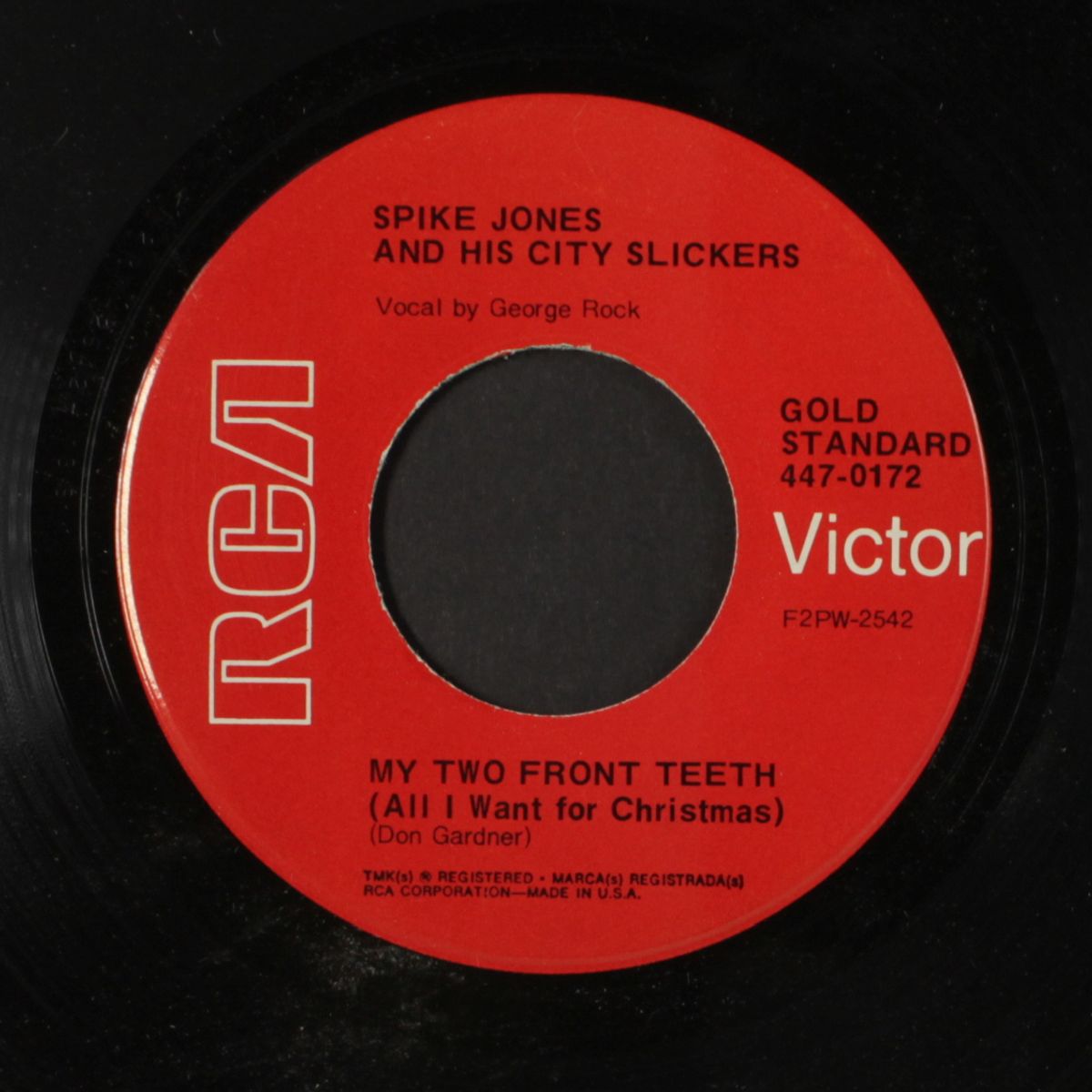 rudolph the red nosed reindeer by SPIKE JONES & HIS CITY SLICKERS