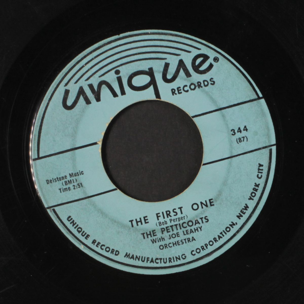 the first one / motorboat song by PETTICOATS