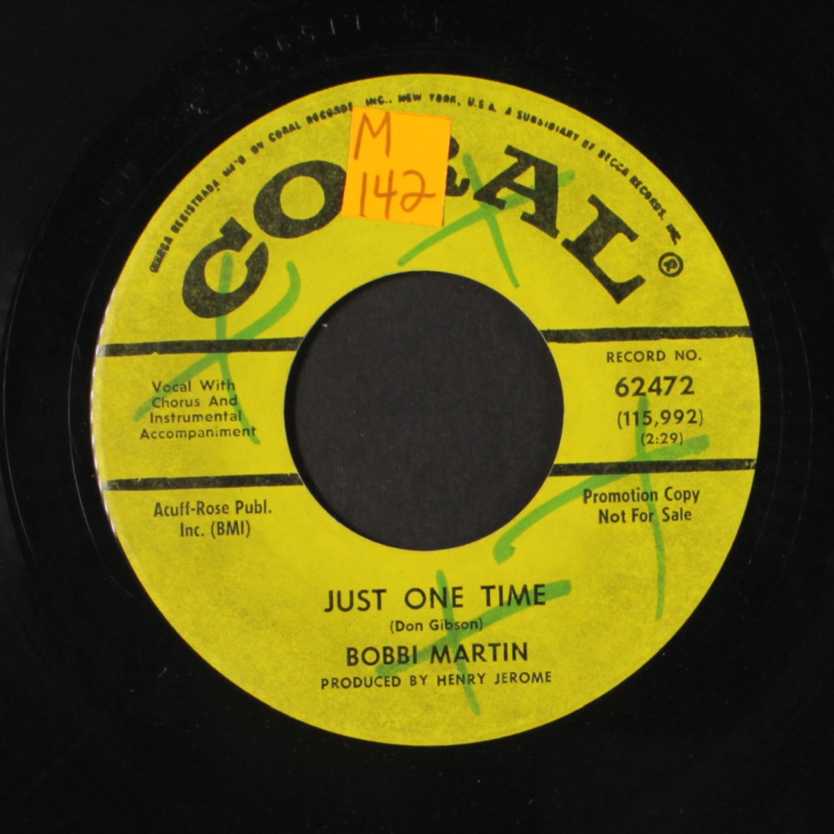 tryin' to get you offa my mind by BOBBI MARTIN