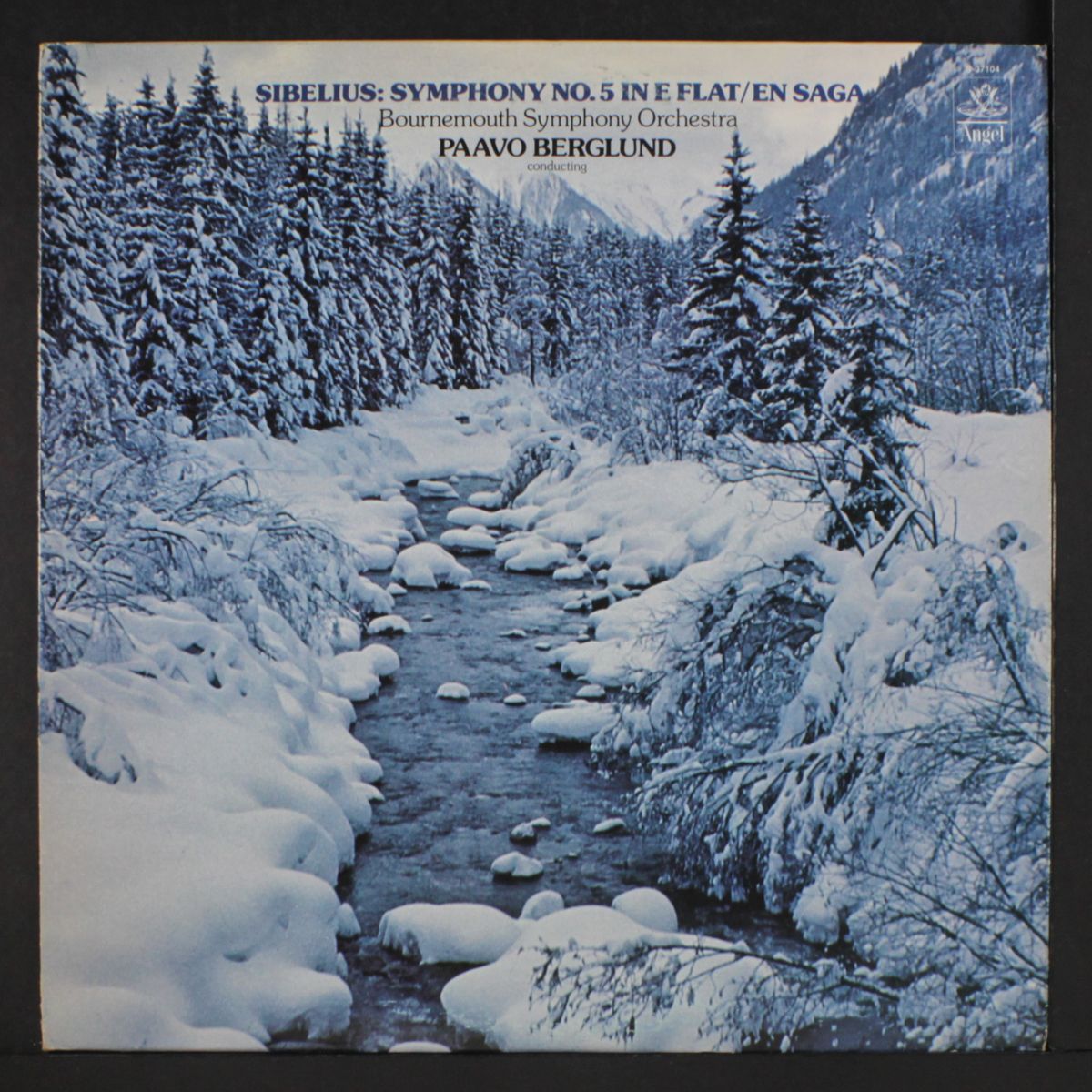 sibelius: symphony no. 5 in f flat / en saga by PAAVO BERGLUND
