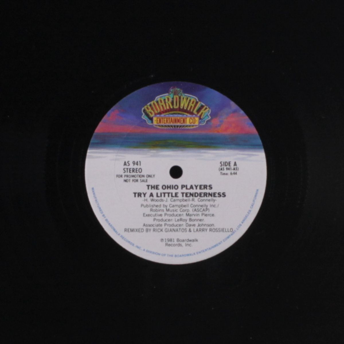 try a little tenderness / dddddddance by OHIO PLAYERS