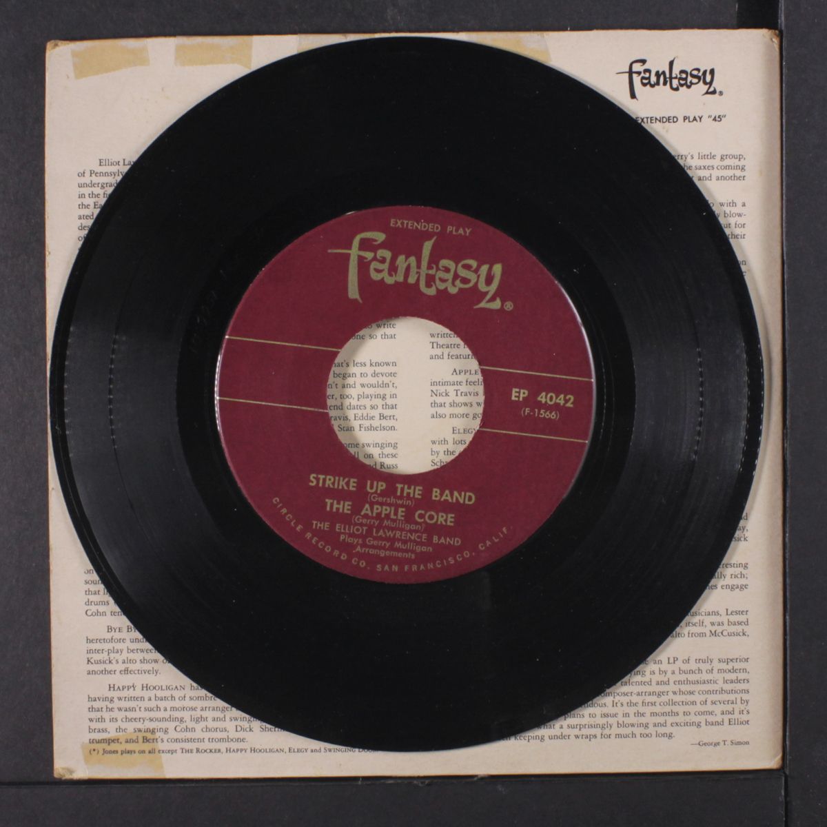 plays gerry mulligan arrangements by ELLIOT LAWRENCE