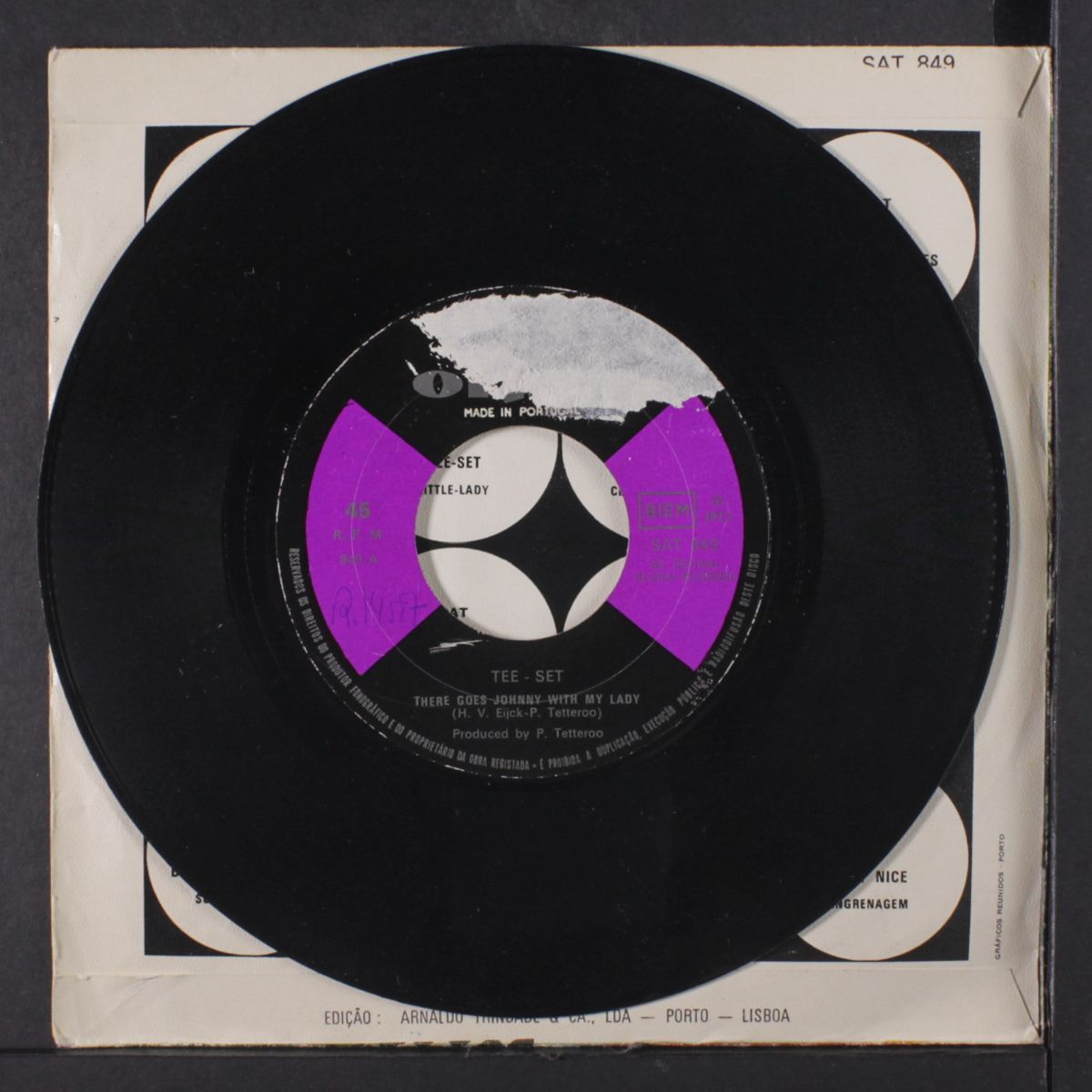 there goes johnny / but i love it by TEE-SET