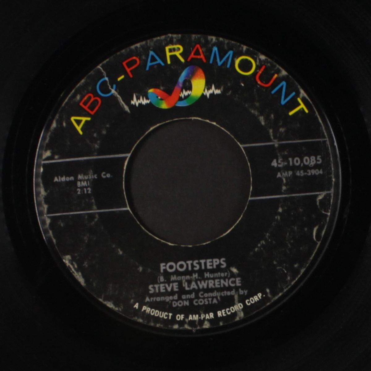 footsteps / you don't know by STEVE LAWRENCE