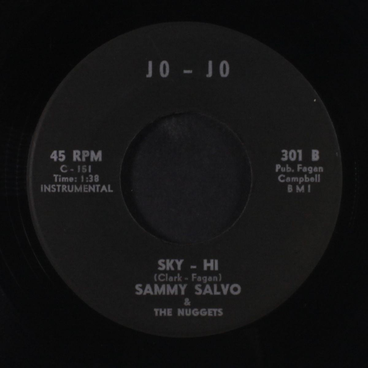 pot of gold / sky-hi by SAMMY SALVO