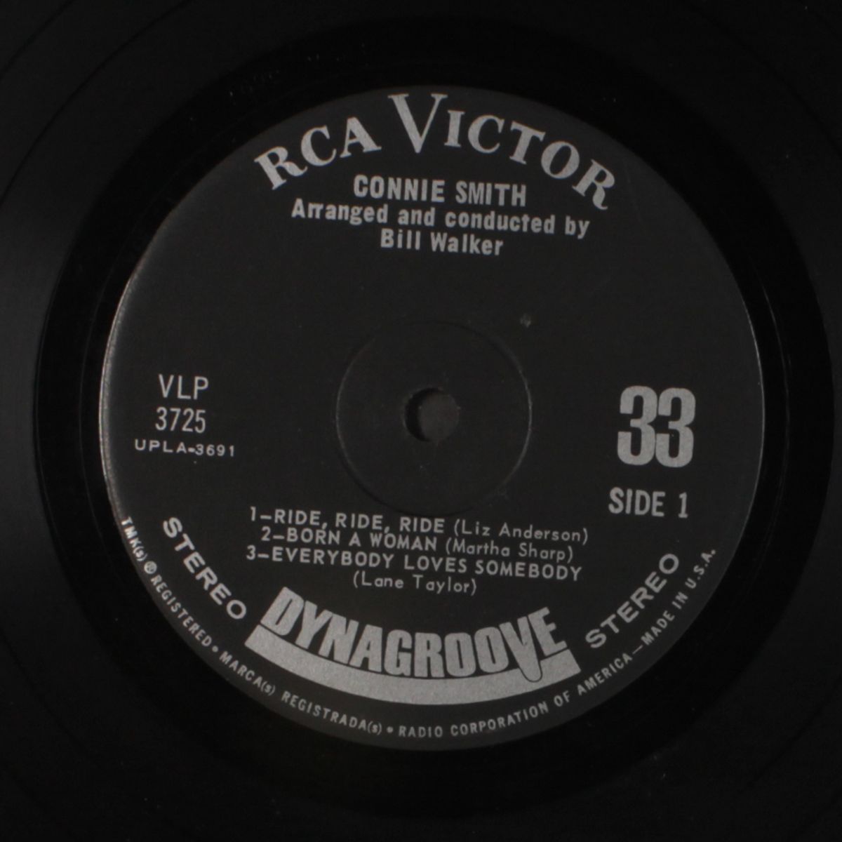 dowtown country by CONNIE SMITH